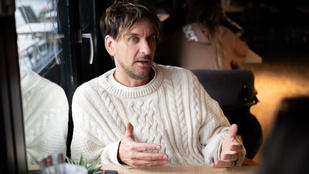 Thumbnail for 6781343