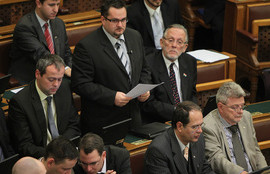 Thumbnail for 6782353