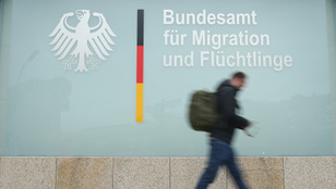 Thumbnail for 6784317