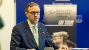 Thumbnail for 6803379