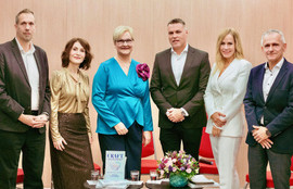 Thumbnail for 6805492