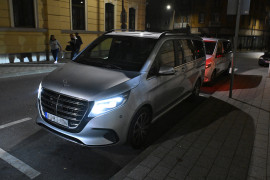 Thumbnail for 6806427