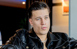 Thumbnail for 6807773