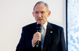 Thumbnail for 6809408