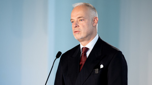 Thumbnail for 6816692