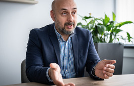 Thumbnail for 6819176