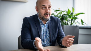 Thumbnail for 6819176