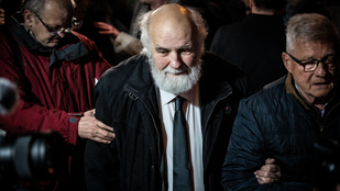 Thumbnail for 6820631