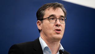 Thumbnail for 6821373