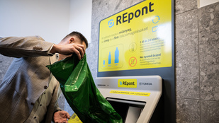 Thumbnail for 6821657