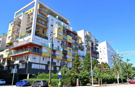 Thumbnail for 6823043