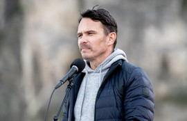 Thumbnail for 6825257