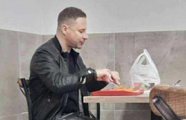 Thumbnail for 6825412