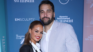 Thumbnail for 6825859