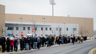 Thumbnail for 6826230