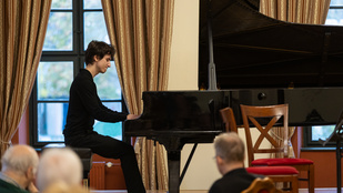 Thumbnail for 6827424