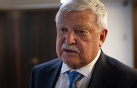 Thumbnail for 6827542