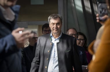 Thumbnail for 6827572