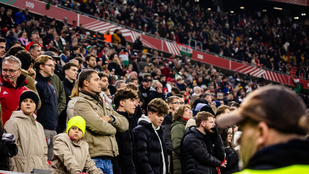 Thumbnail for 6827696