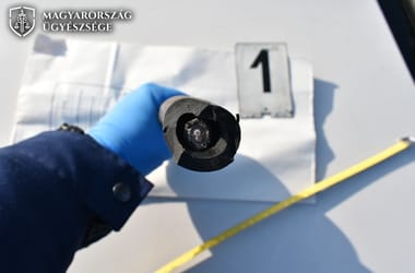 Thumbnail for 6828422