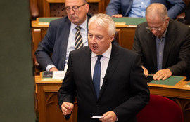 Thumbnail for 6828625