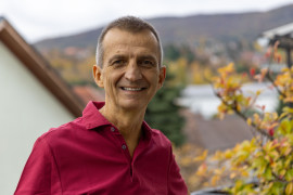 Thumbnail for 6828686