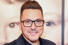 Thumbnail for 6828842