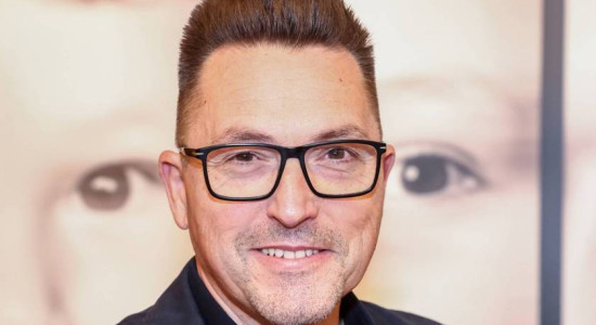 Thumbnail for 6828842