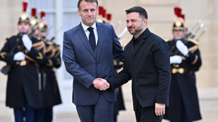 Thumbnail for 6828992