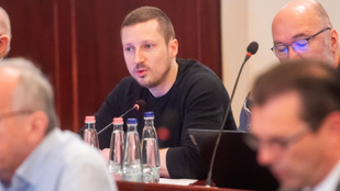 Thumbnail for 6830329