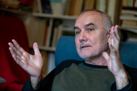 Thumbnail for 6831075