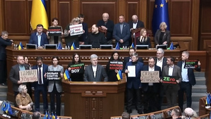 Thumbnail for 6831145