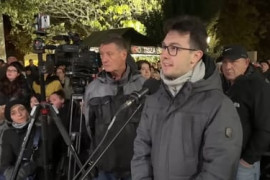 Thumbnail for 6831338