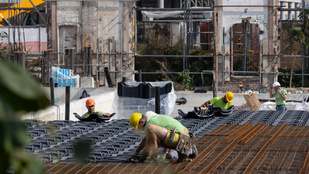 Thumbnail for 6831349