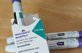 Thumbnail for 6831632