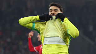 Thumbnail for 6831647