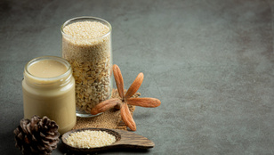 Thumbnail for 6831982