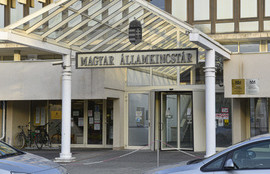 Thumbnail for 6832280