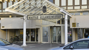 Thumbnail for 6832280