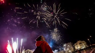 Thumbnail for 6832502