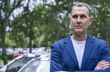 Thumbnail for 6832548