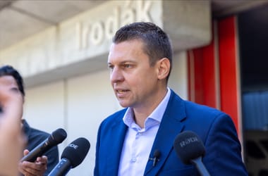 Thumbnail for 6832830