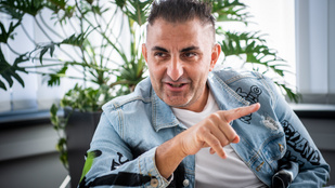 Thumbnail for 6832838