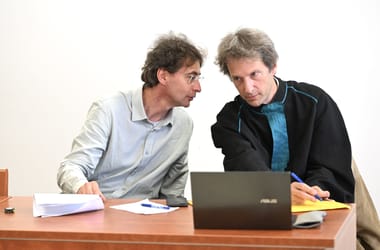 Thumbnail for 6832973