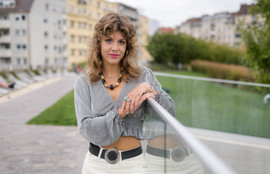 Thumbnail for 6833691