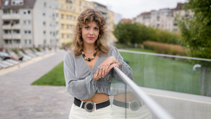 Thumbnail for 6833691