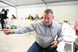 Thumbnail for 6833753