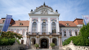 Thumbnail for 6833766