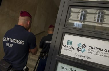 Thumbnail for 6834749