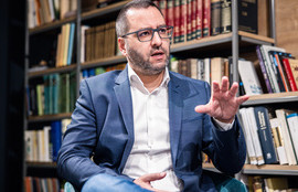 Thumbnail for 6835653